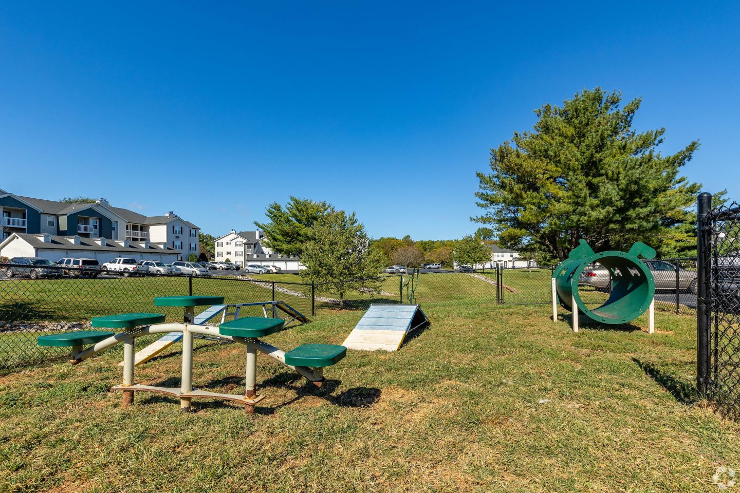 Adler Apartment Homes Image 4