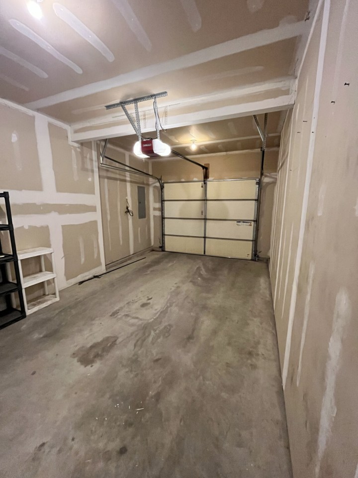 Ridgeview Townhomes and Apartments Image 11