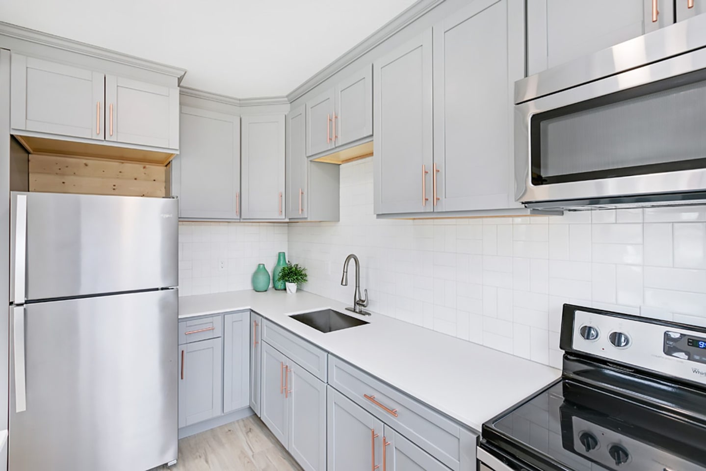1314 Maple Image 16