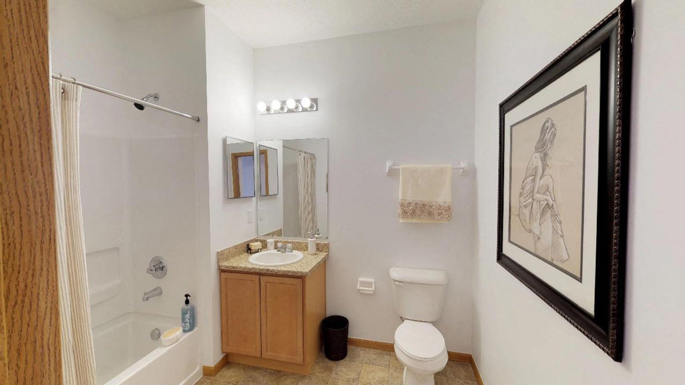 Brookfield Village Image 27