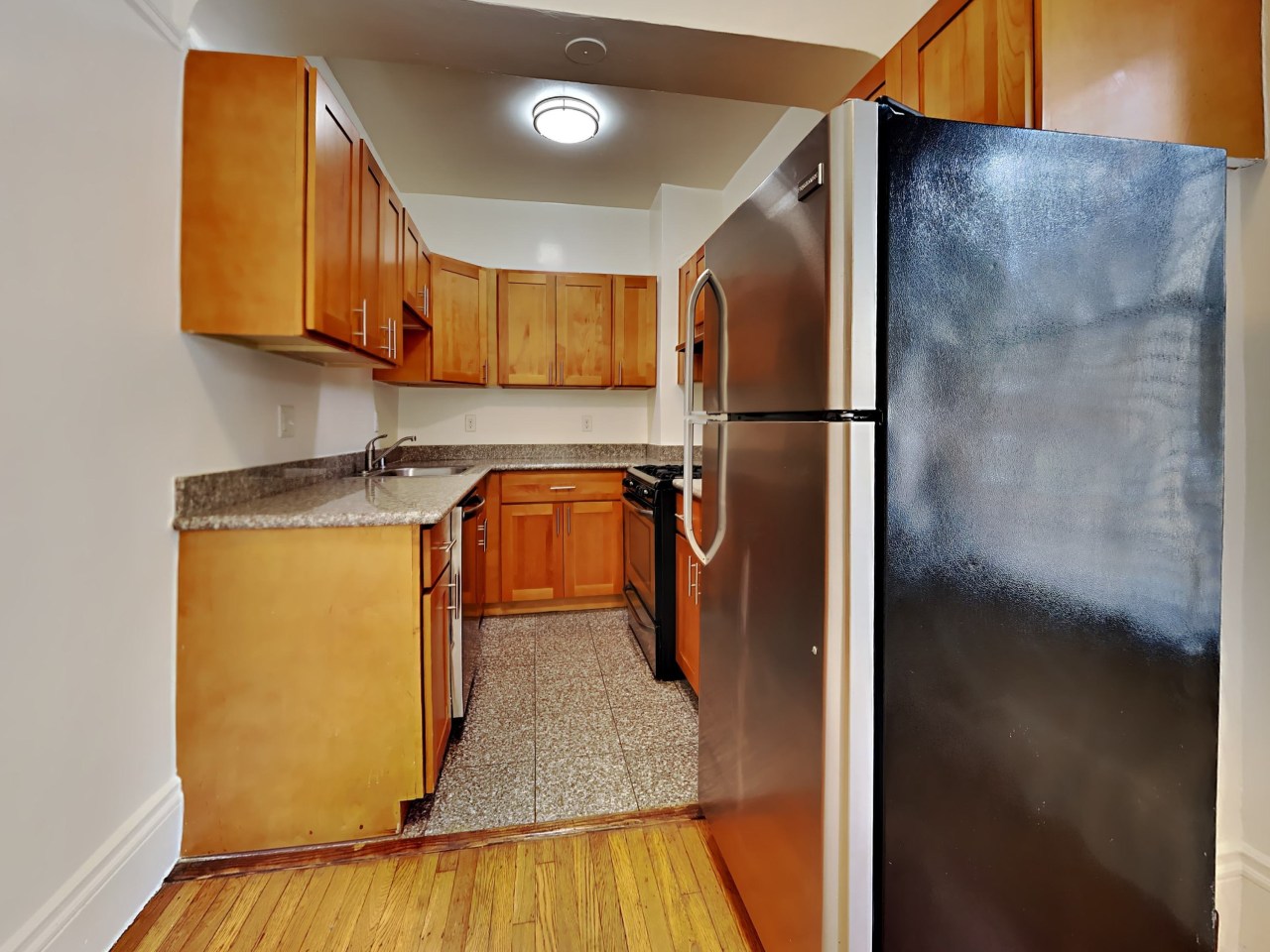 1040 Sutter St. Image 10