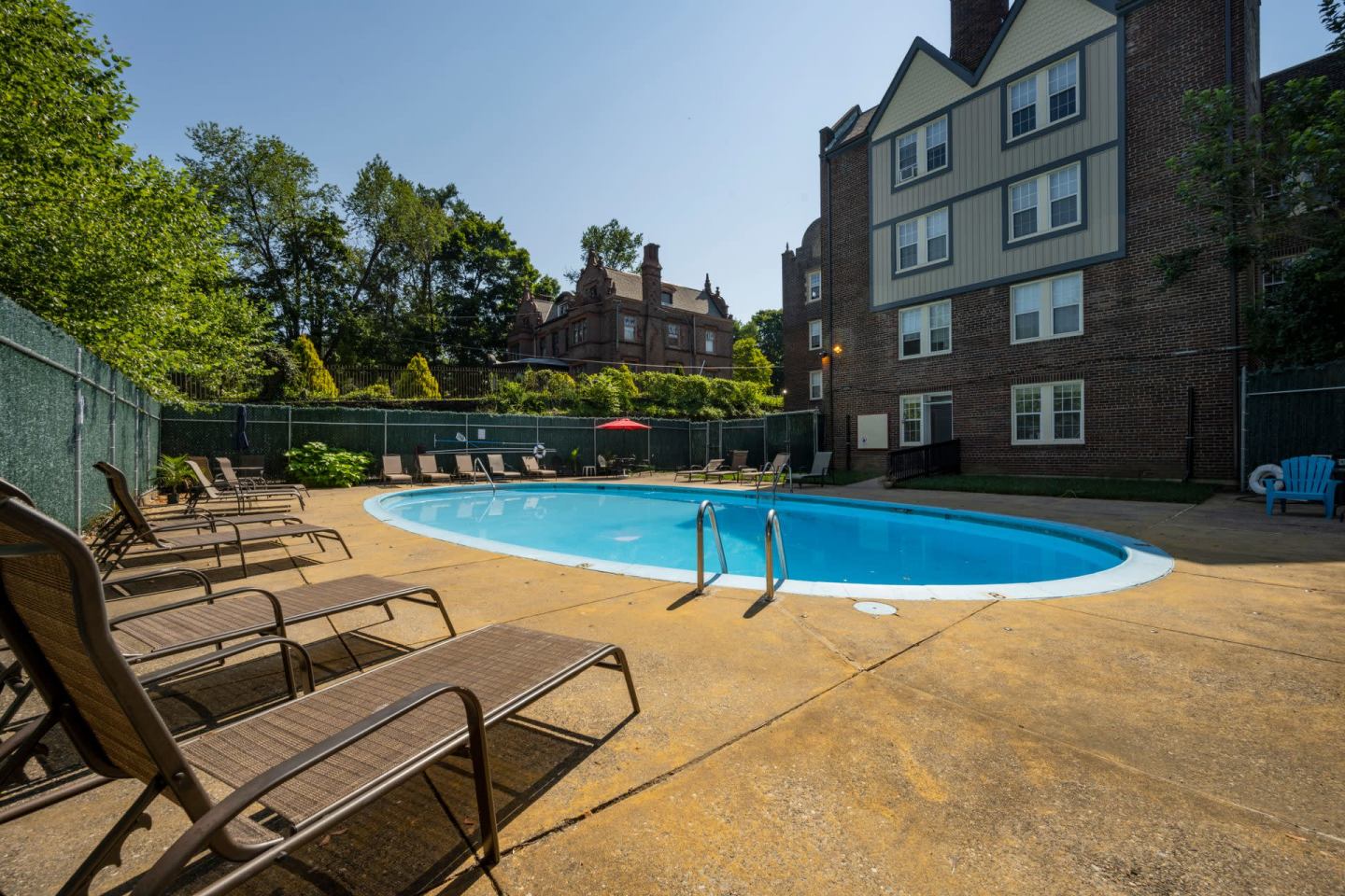 Upsal Gardens Image 13