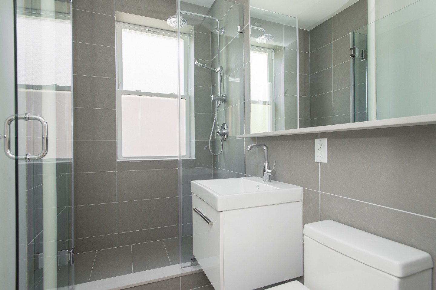 136 Highland Ave Image 3
