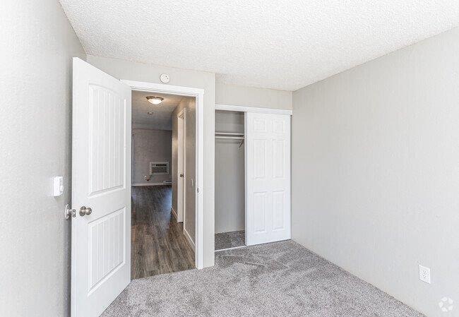 Central Pointe Image 11