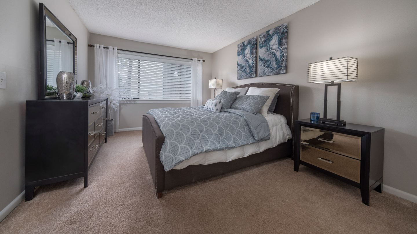 Enclave at Lake Ellenor Image 30