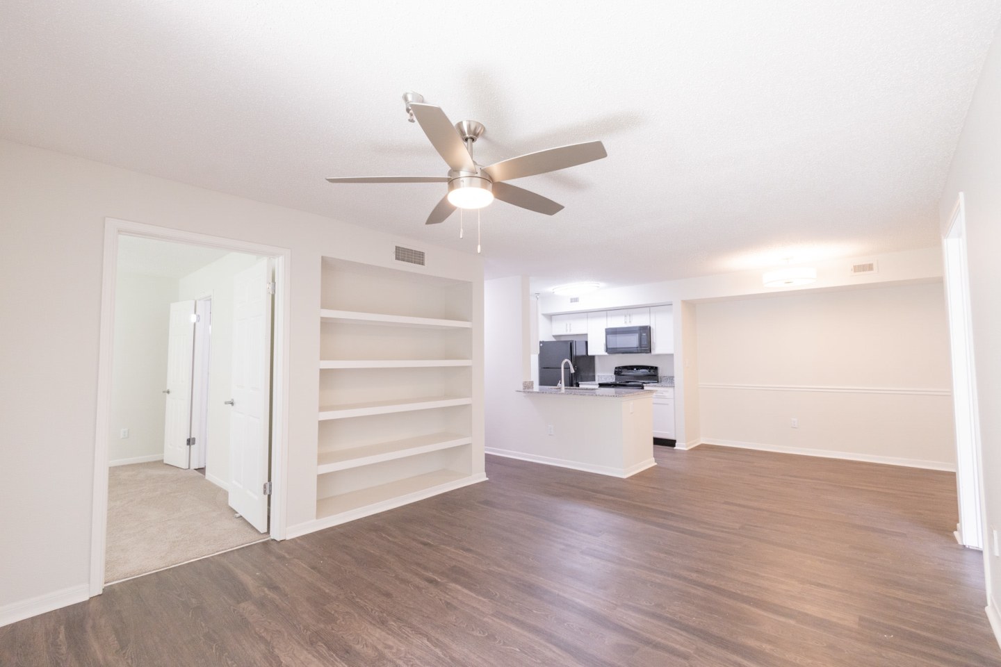Residence at White River Image 4