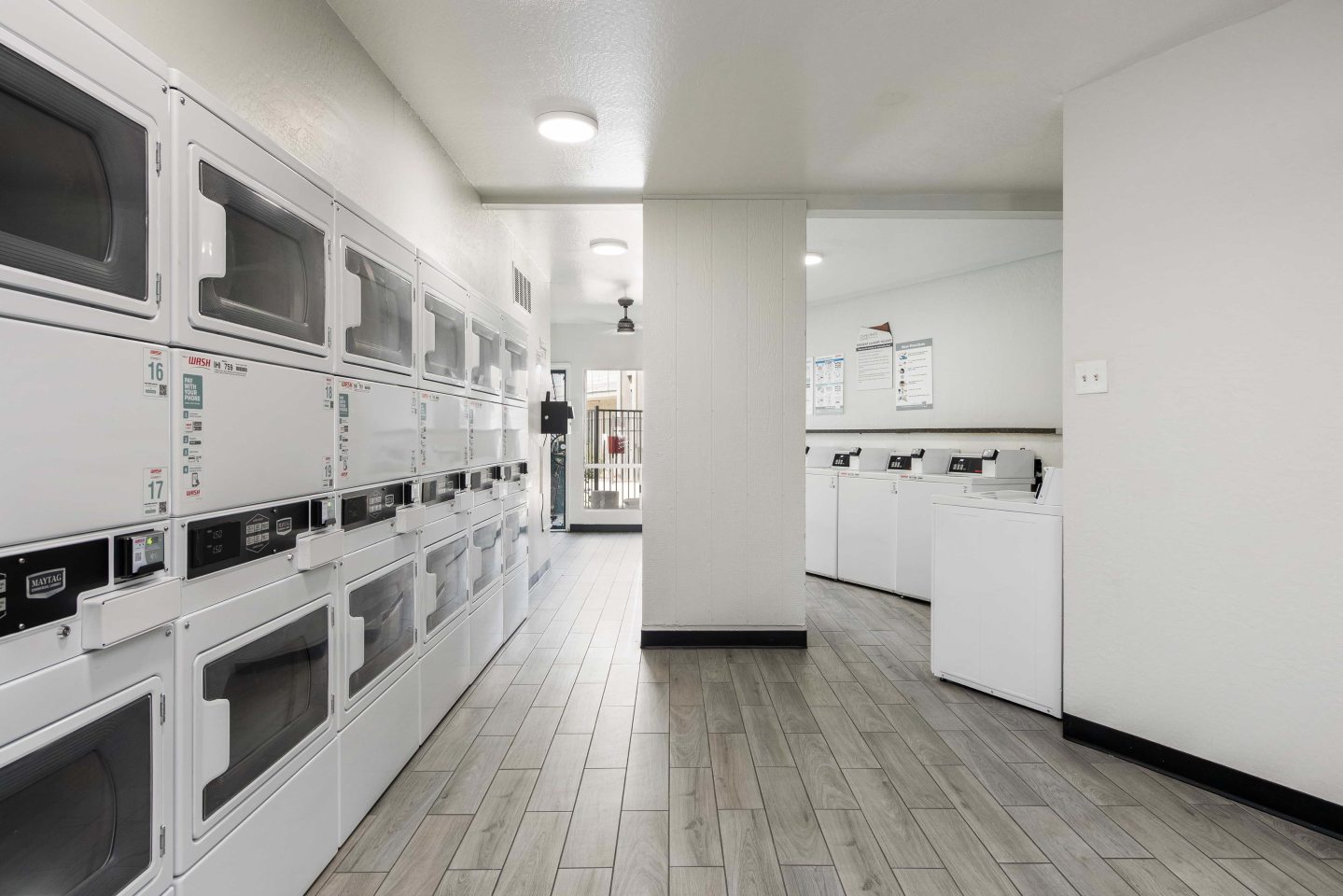 Camelback Cove Apartments Image 31