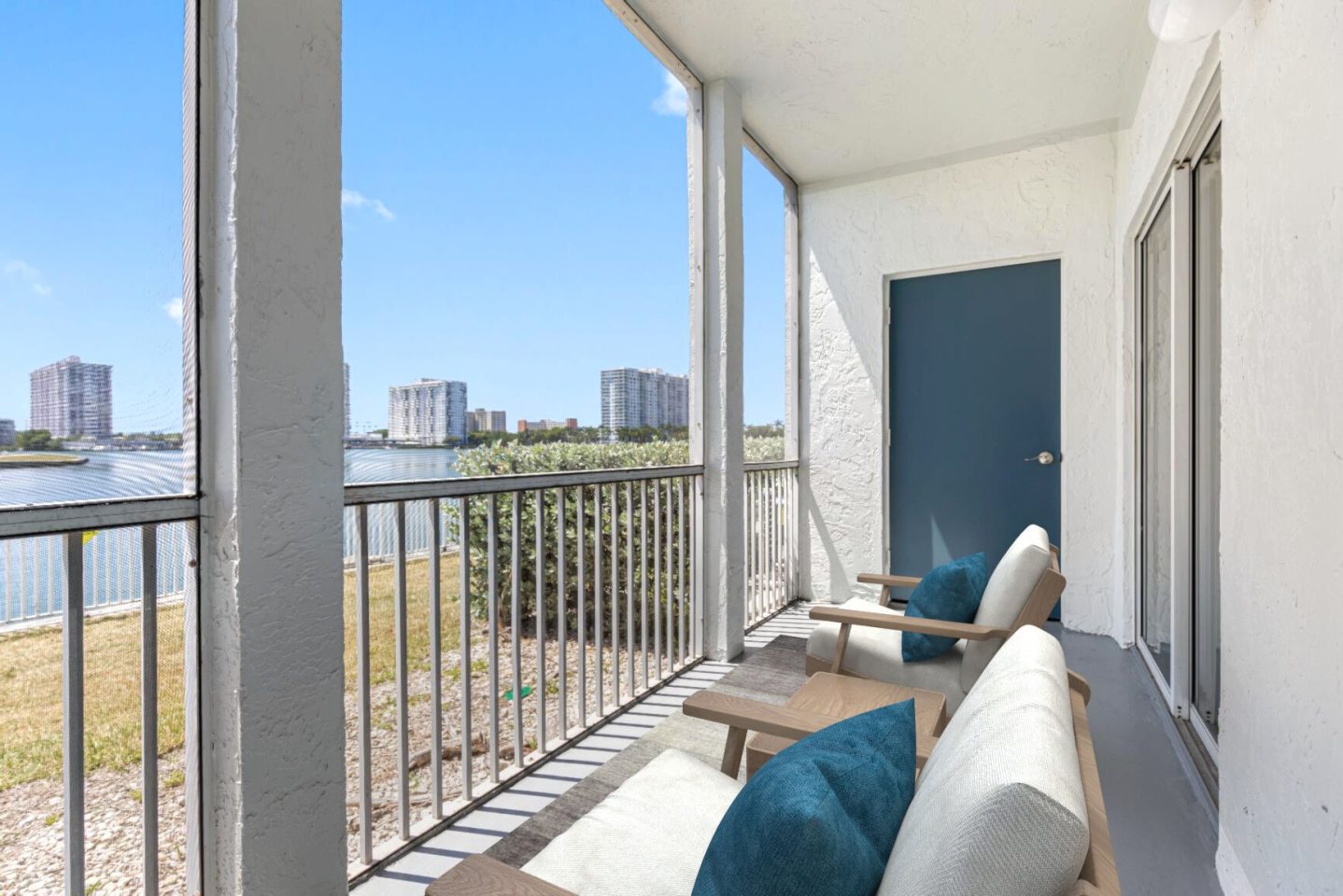Town Aventura Image 25