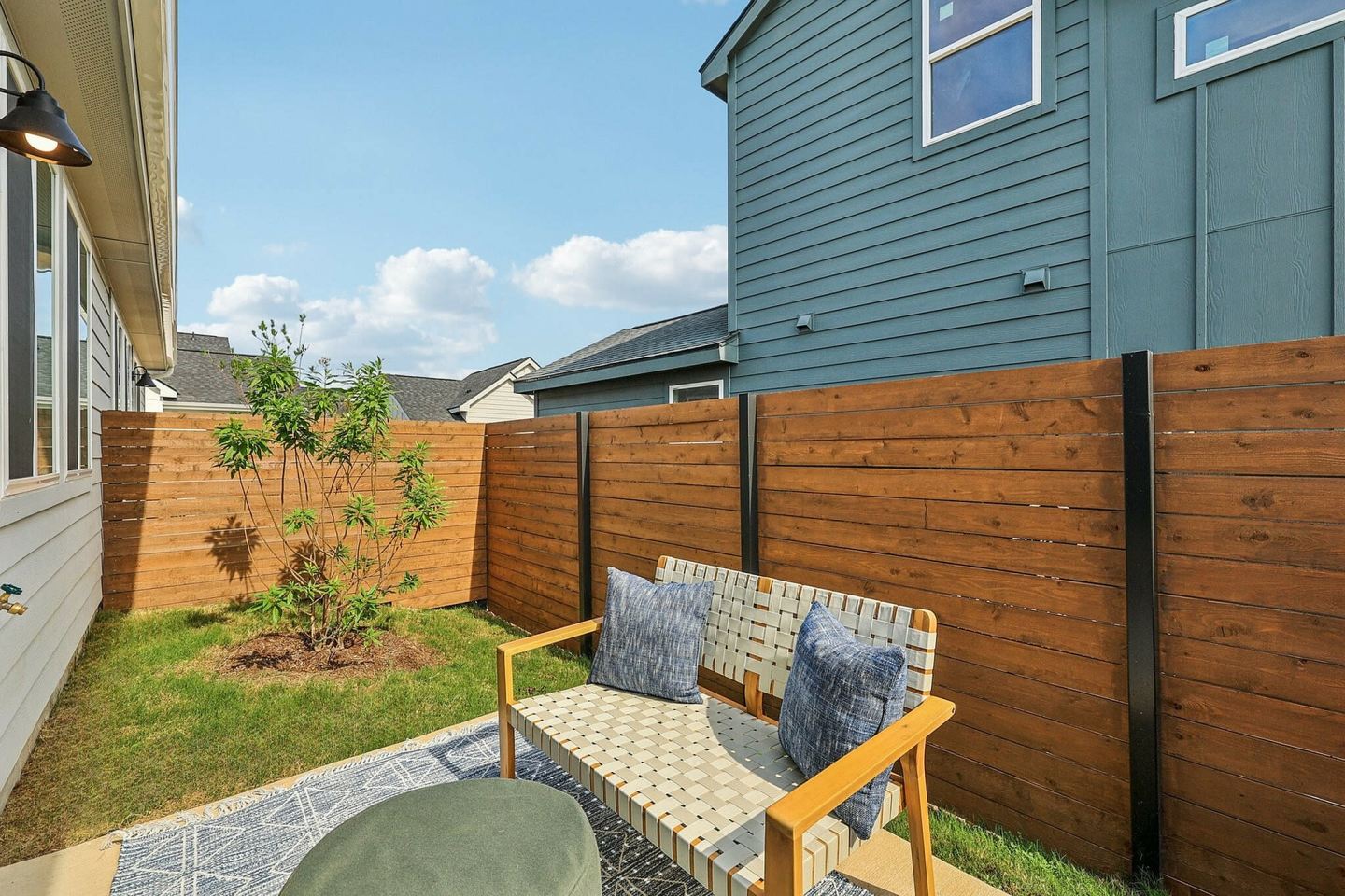 Yardhomes Trailside Image 42