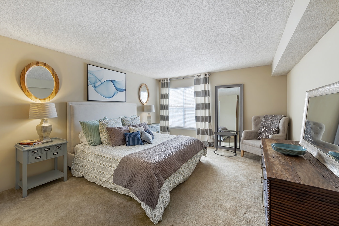 Riverchase Landing Image 4
