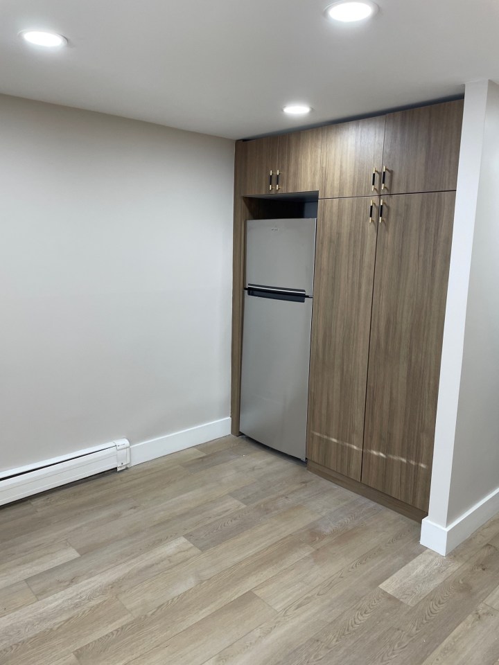Poplar Street Apartments Image 2