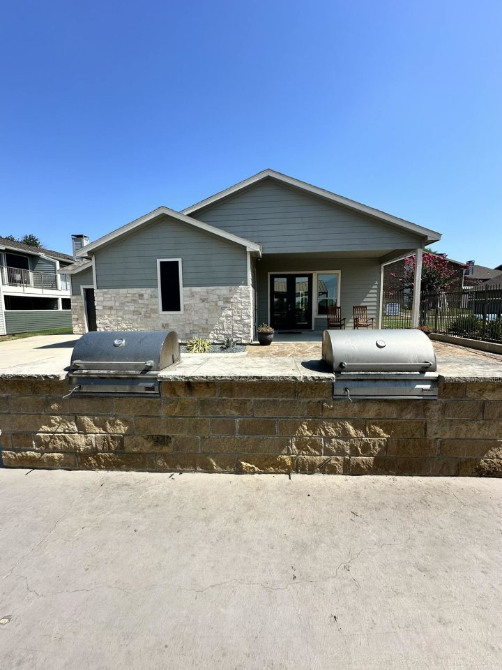 Autumn Breeze Apartments Image 9
