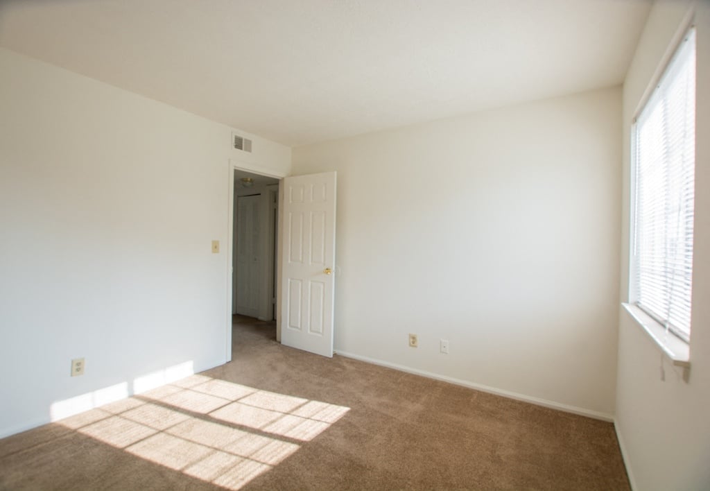 Waterstone Place Apartments Image 10