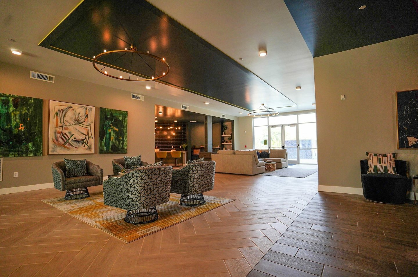 Uptown Terrace Image 20