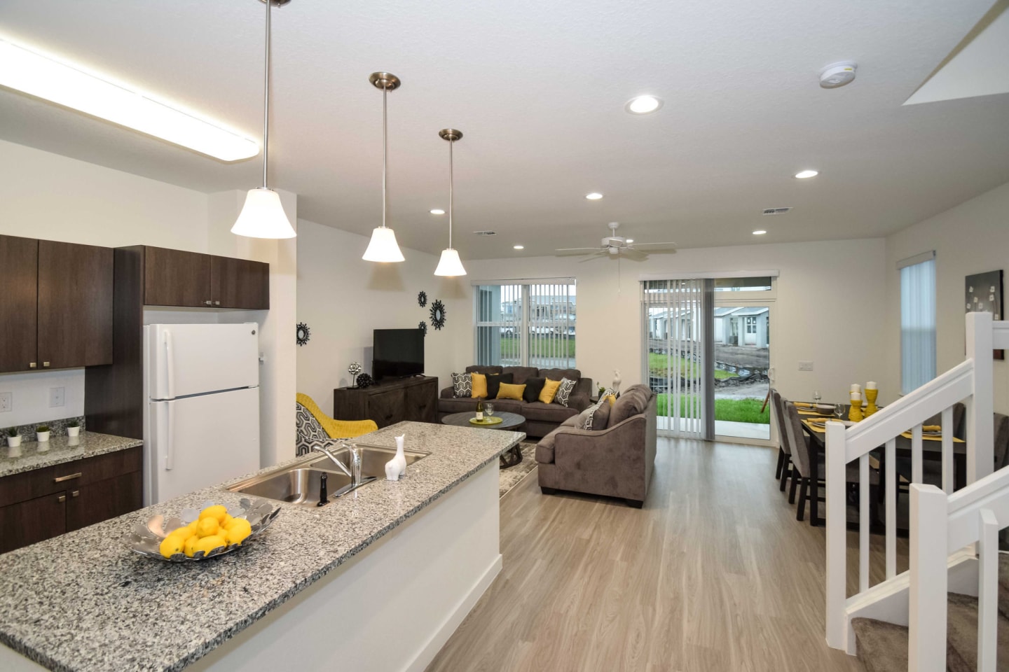 Torino Lakes Rental Townhomes Image 8