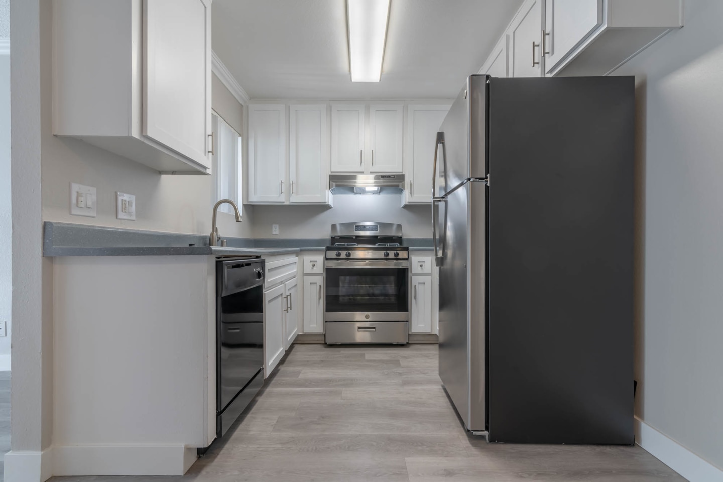 Shoreline Apartments Image 18