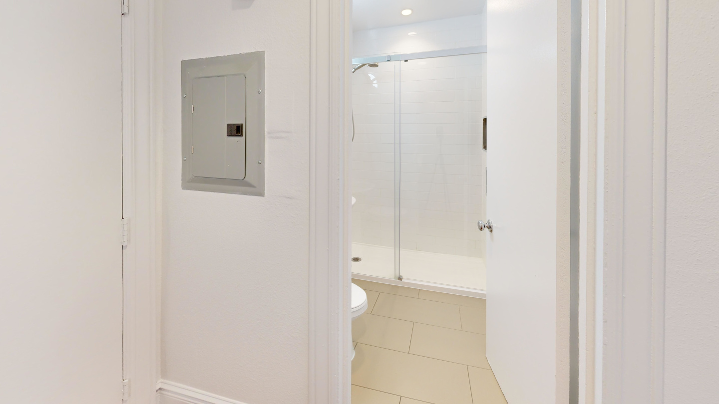 355 Fulton Image 3