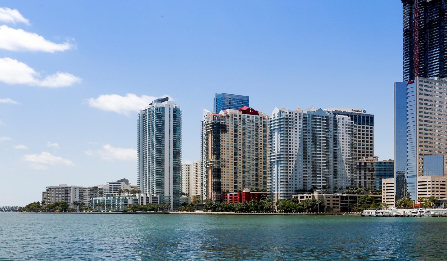Yacht Club at Brickell Apartments Image 22