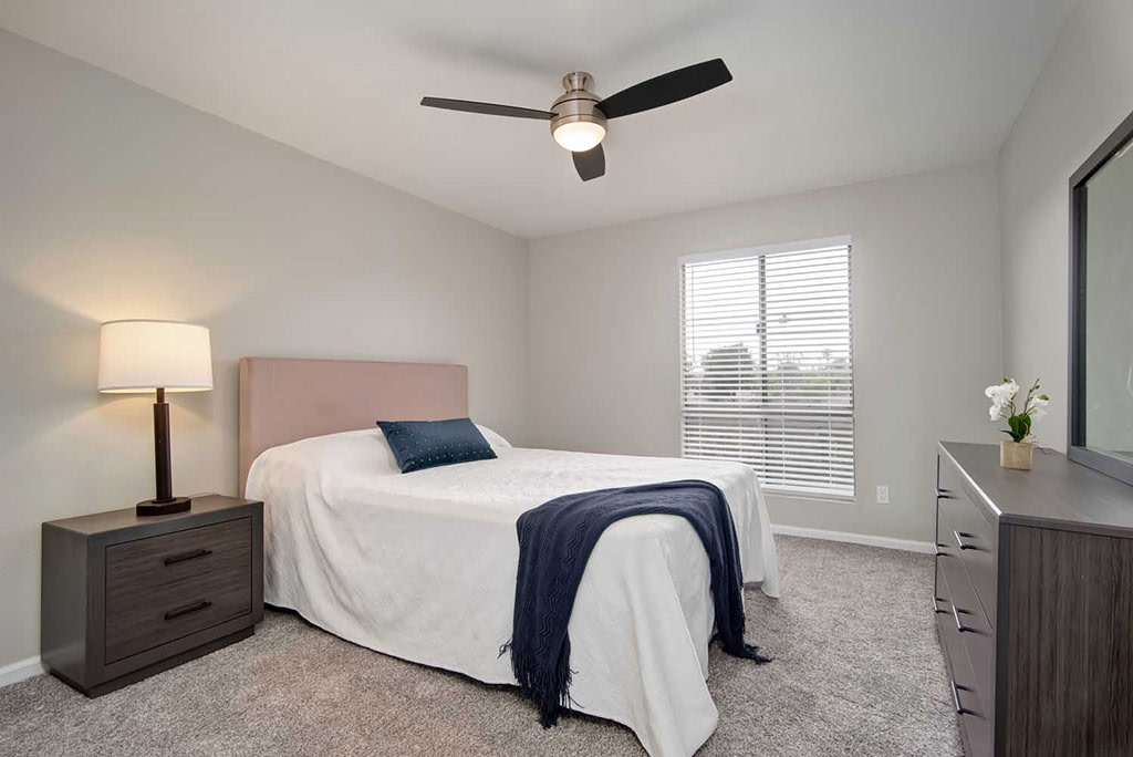 Los Robles Apartments Image 64