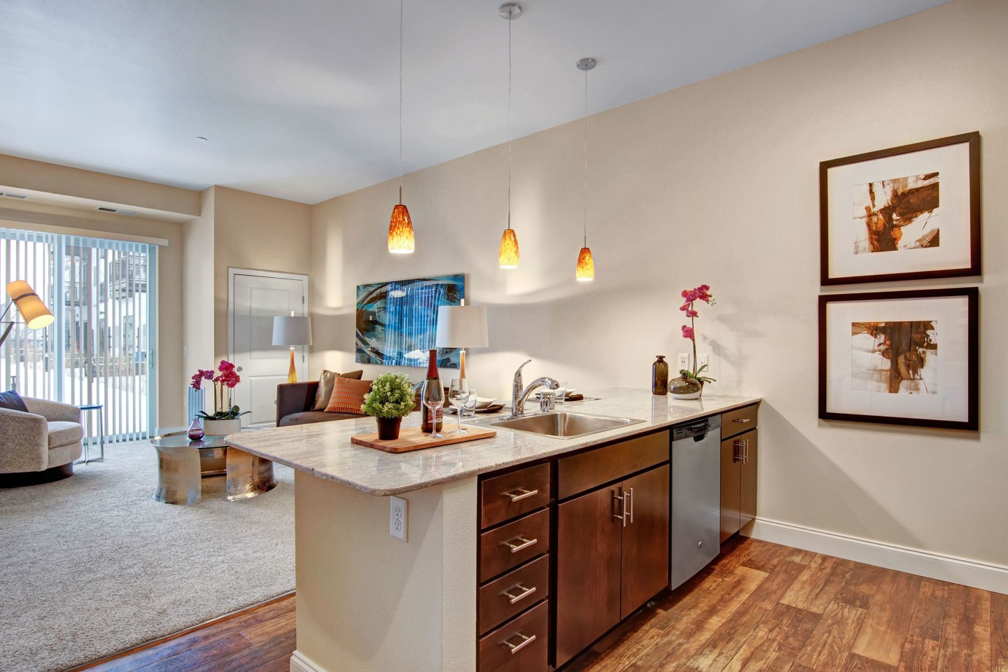 4800 Excelsior Image 7
