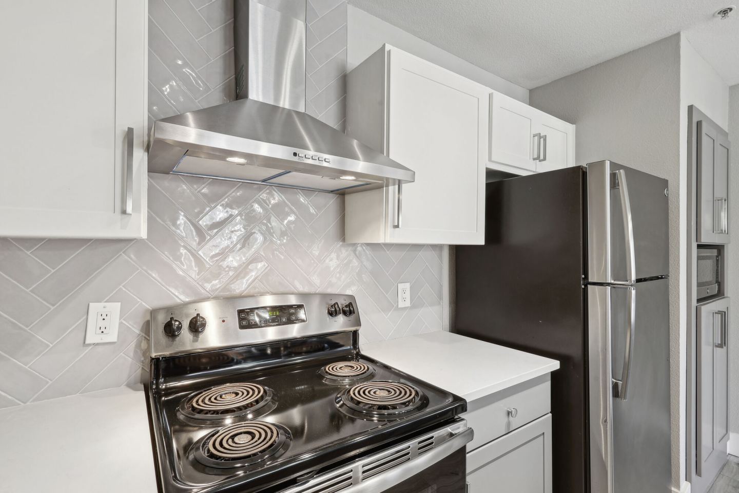 Lennox luxury living Image 3