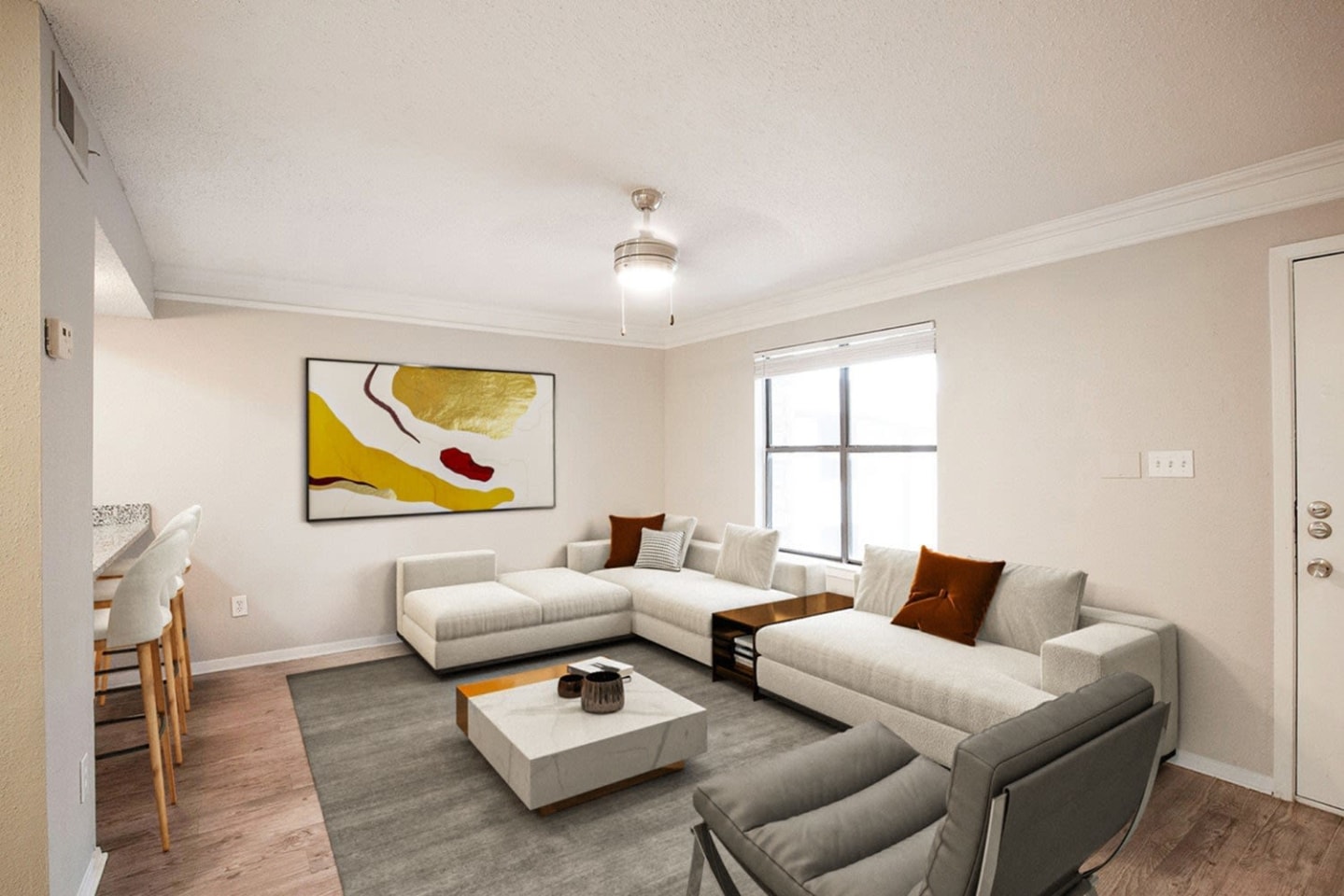 Summit at Hyde Park Apartments Image 15