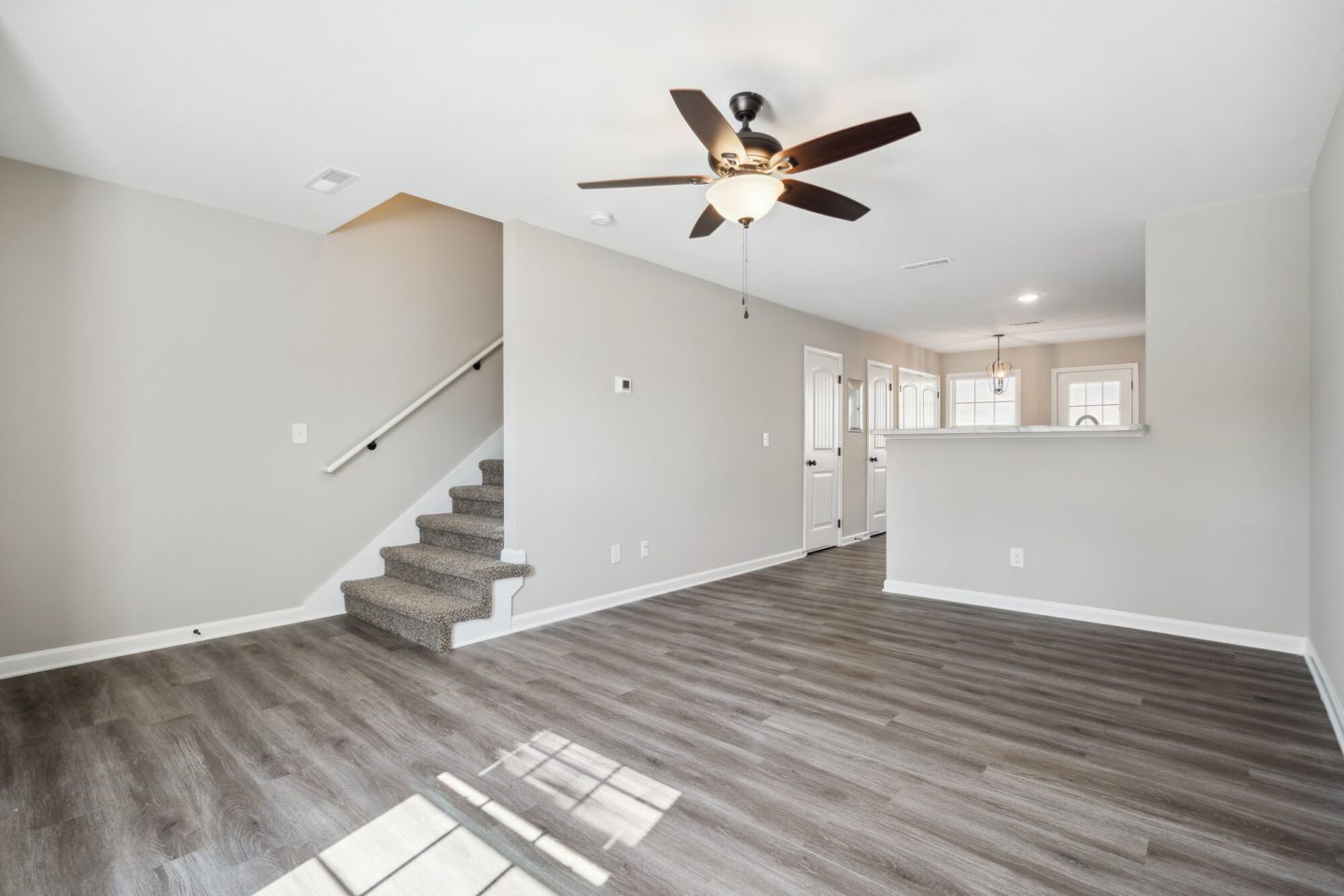 Center Pointe Townhomes Image 33
