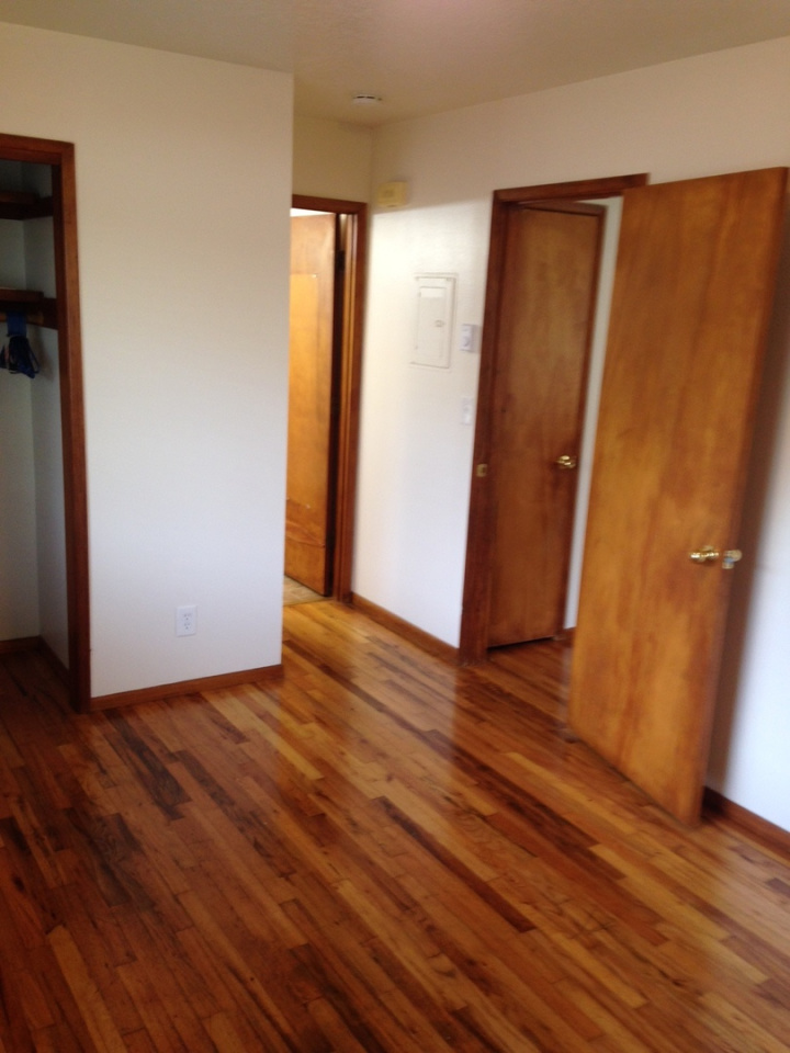 Meadowlark Apartments Image 2