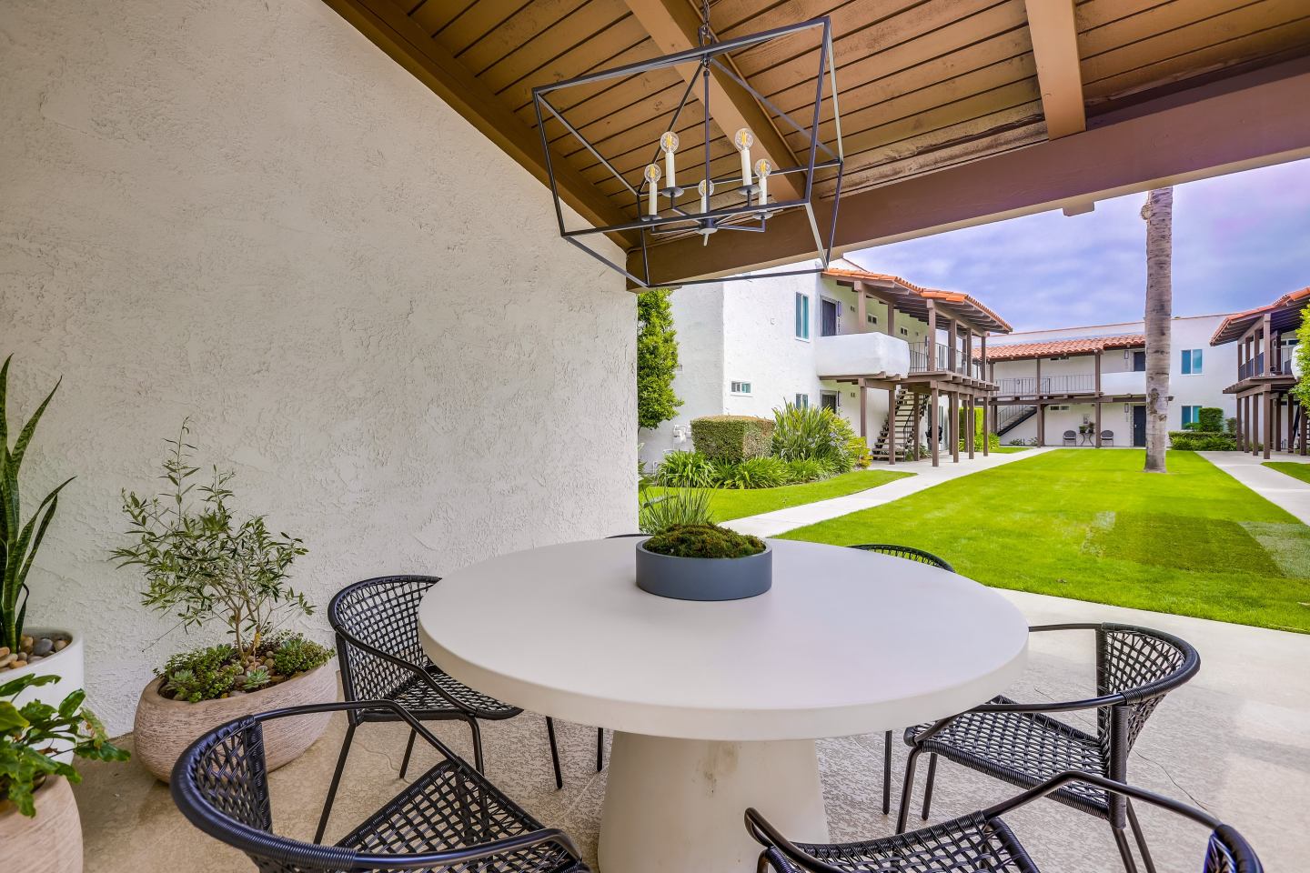 VIVA Apartment Homes Image 43