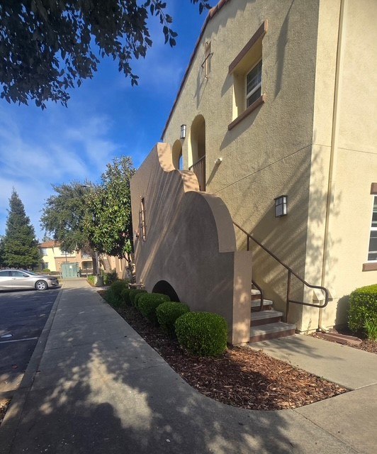 Vineyard Family Apartments Image 4