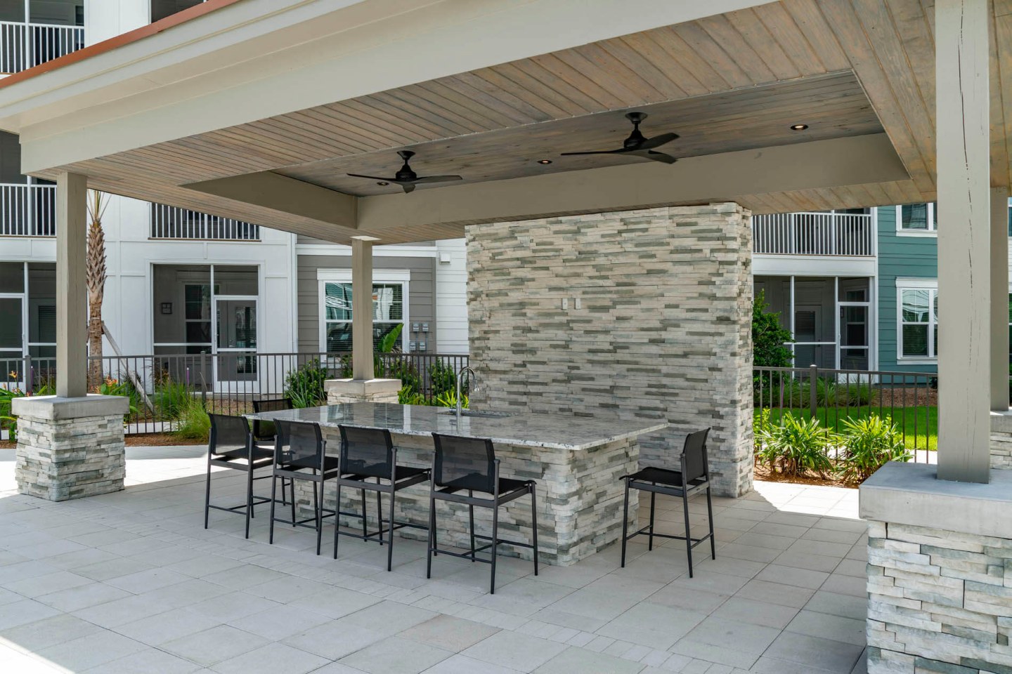 Essex Luxe Apartments Image 19