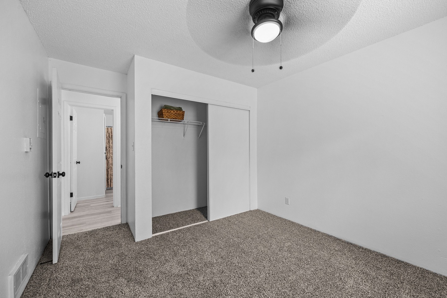 Spring Park Image 15