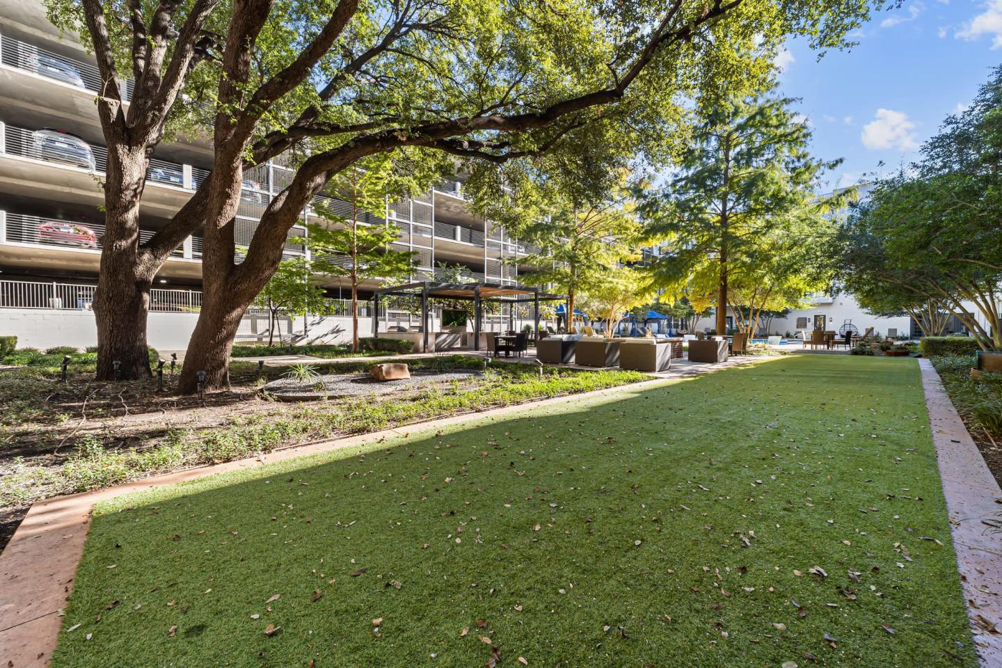 4110 Fairmount Image 27