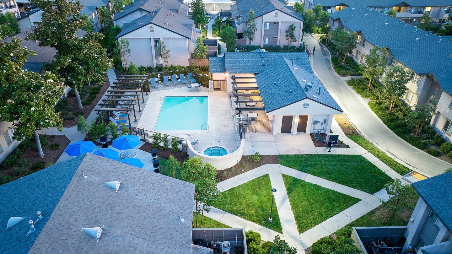 Sunstone Place Image 18