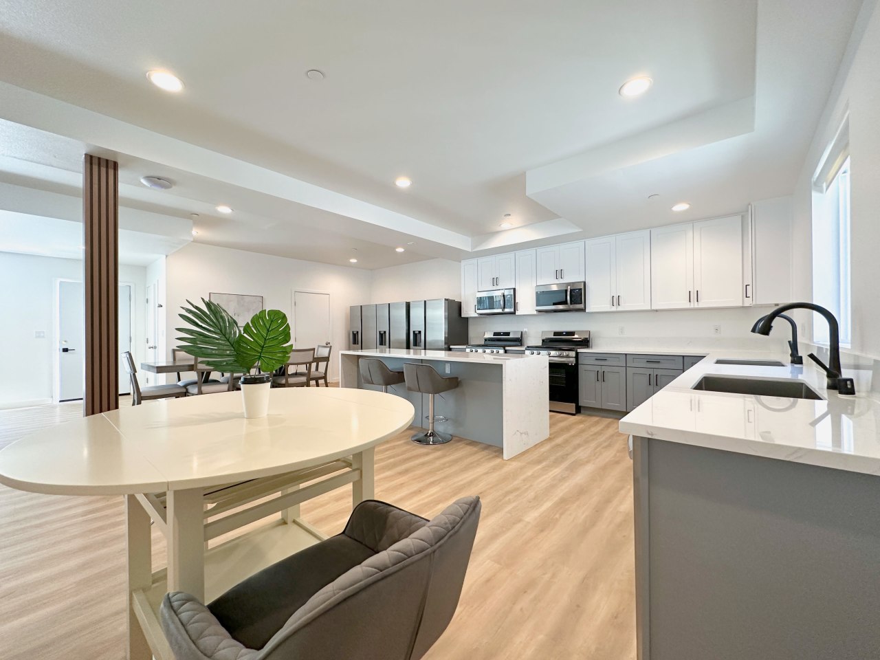 1654 W 35th Street - Co-Living Housing Image 35