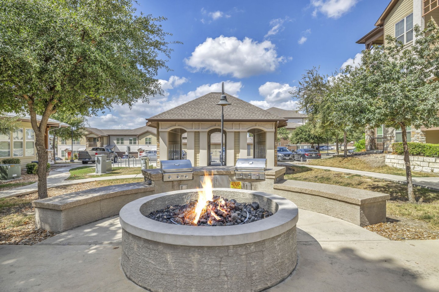 Firewheel Apartments Image 4