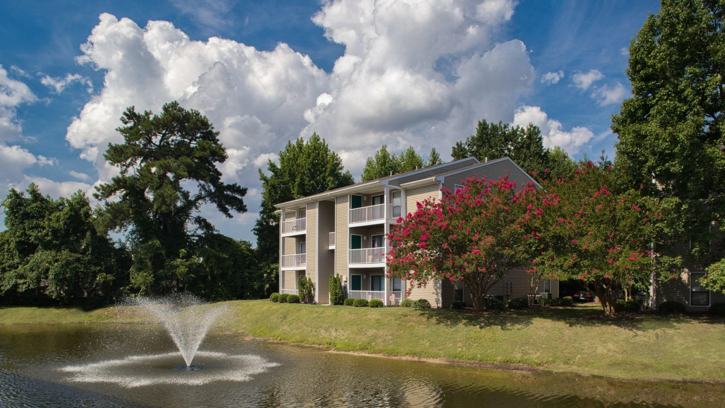 Hunter's Mill Apartments Image 27