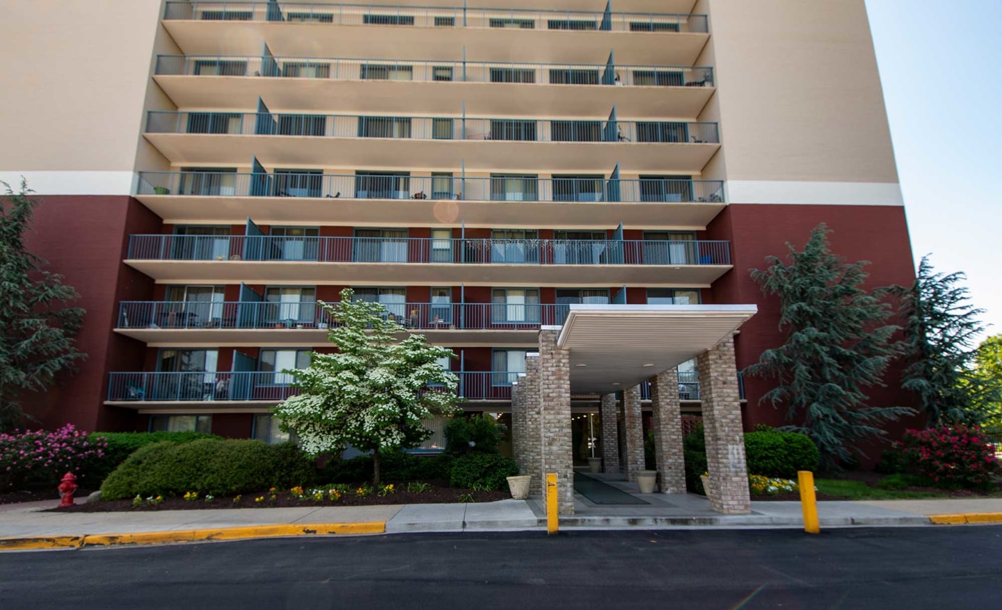 Steward Tower Apartments Image 10