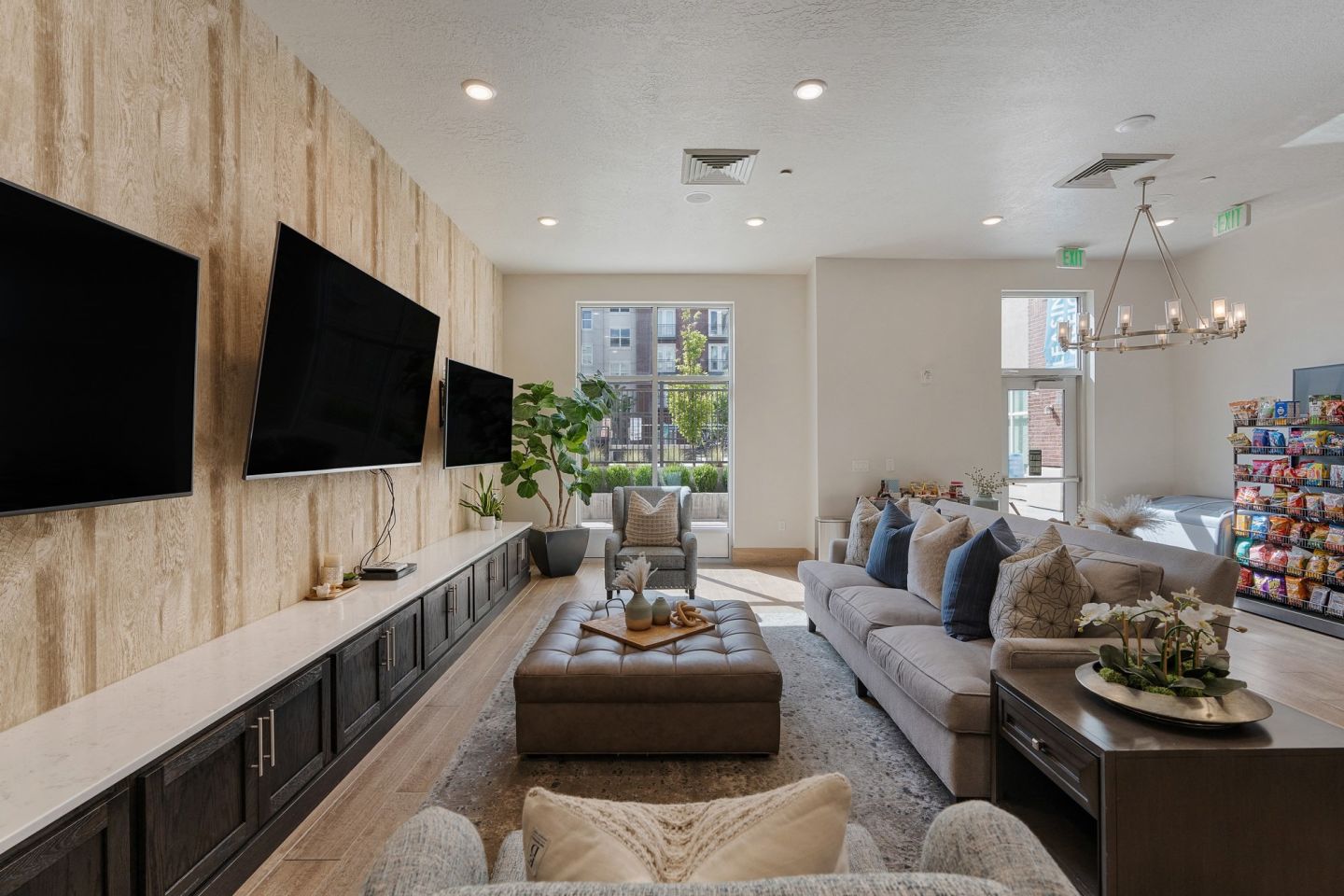 200 City View Image 71