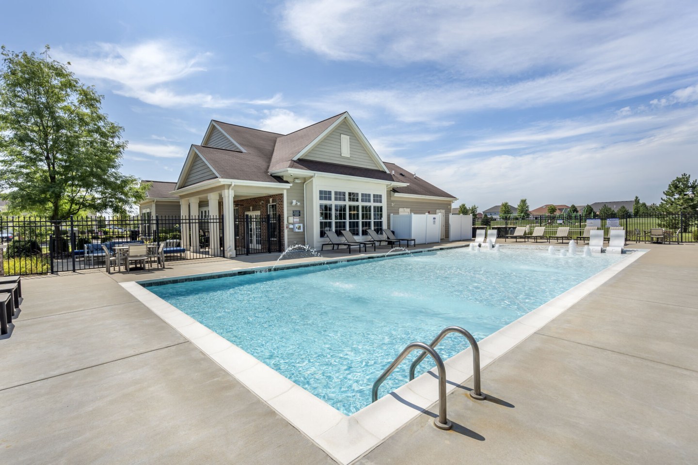 Randall Highlands Apartment Homes Image 16