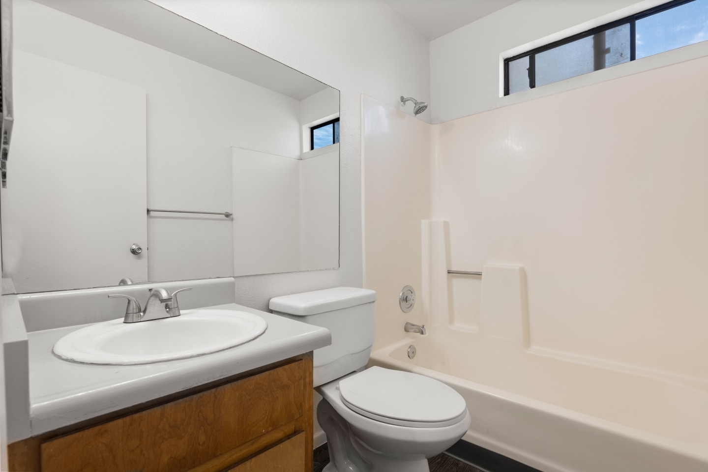 Regency Square Apartments Image 10