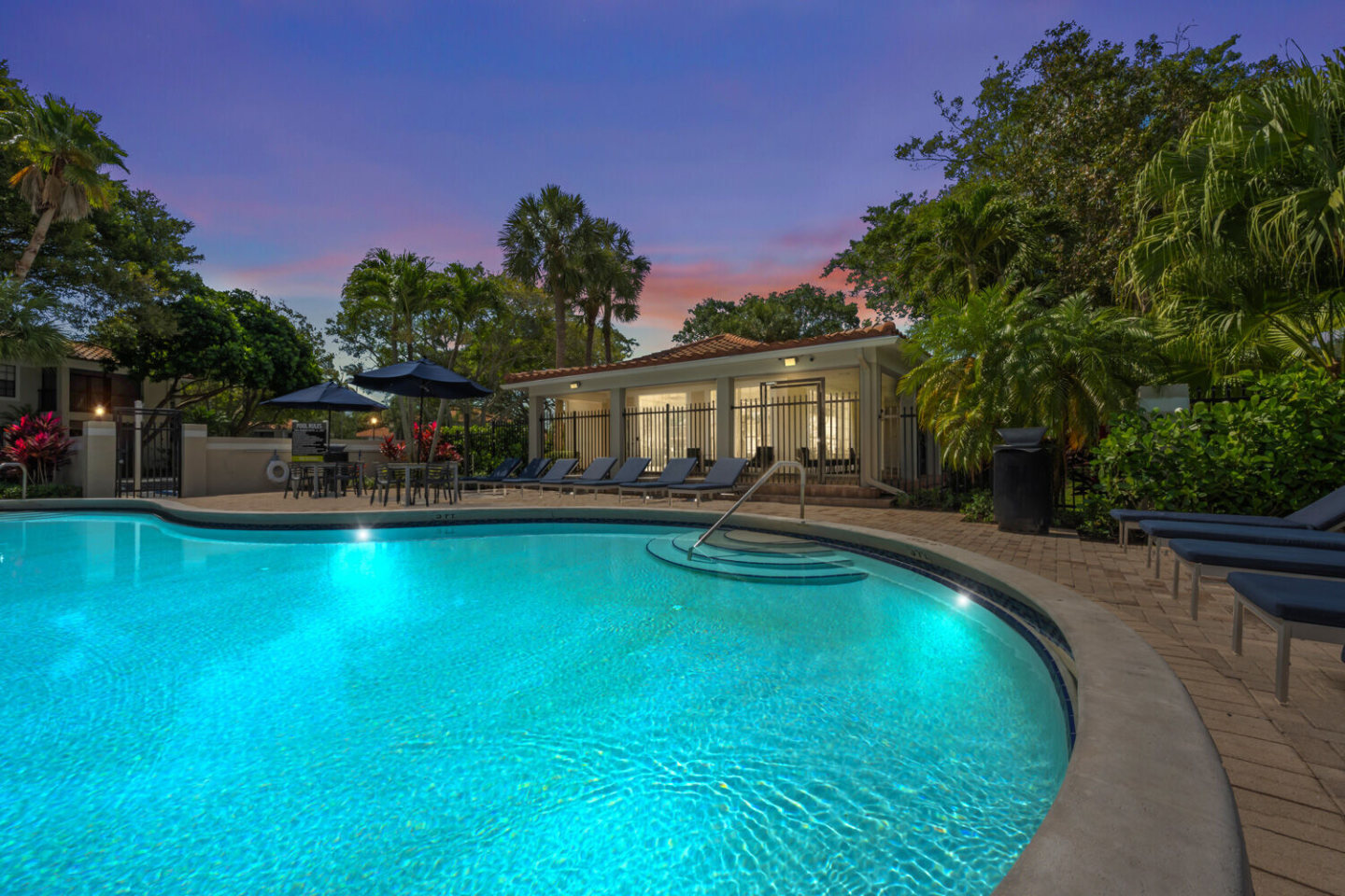 Mizner Court Image 41