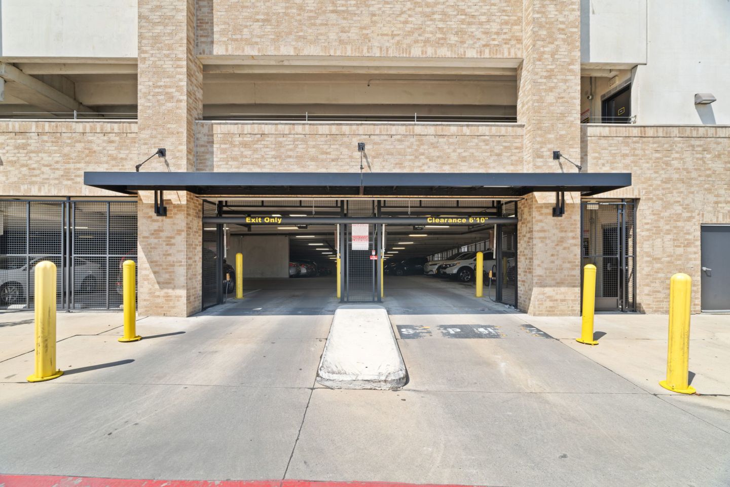 Axis at Watters Creek Image 66