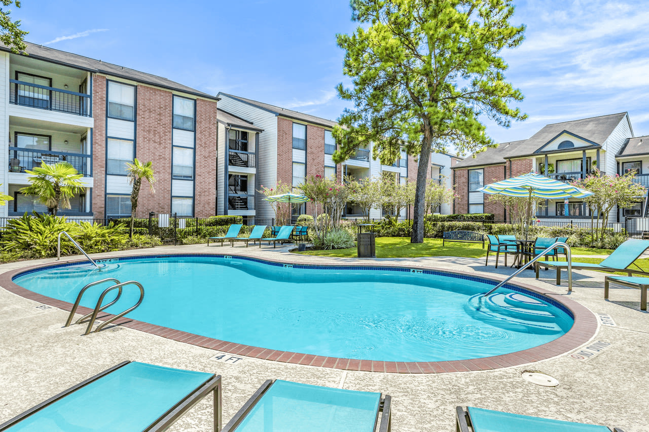 Brandon Oaks Apartments Image 7
