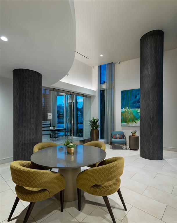 Kinley West LA Image 23