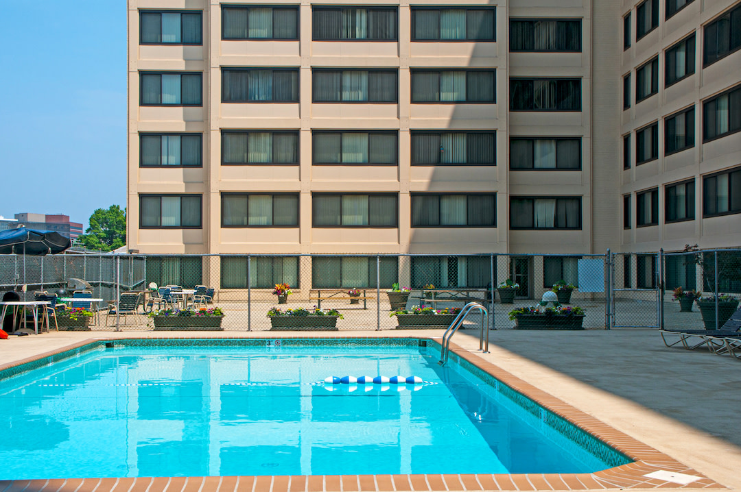 Silver Spring Towers Image 10