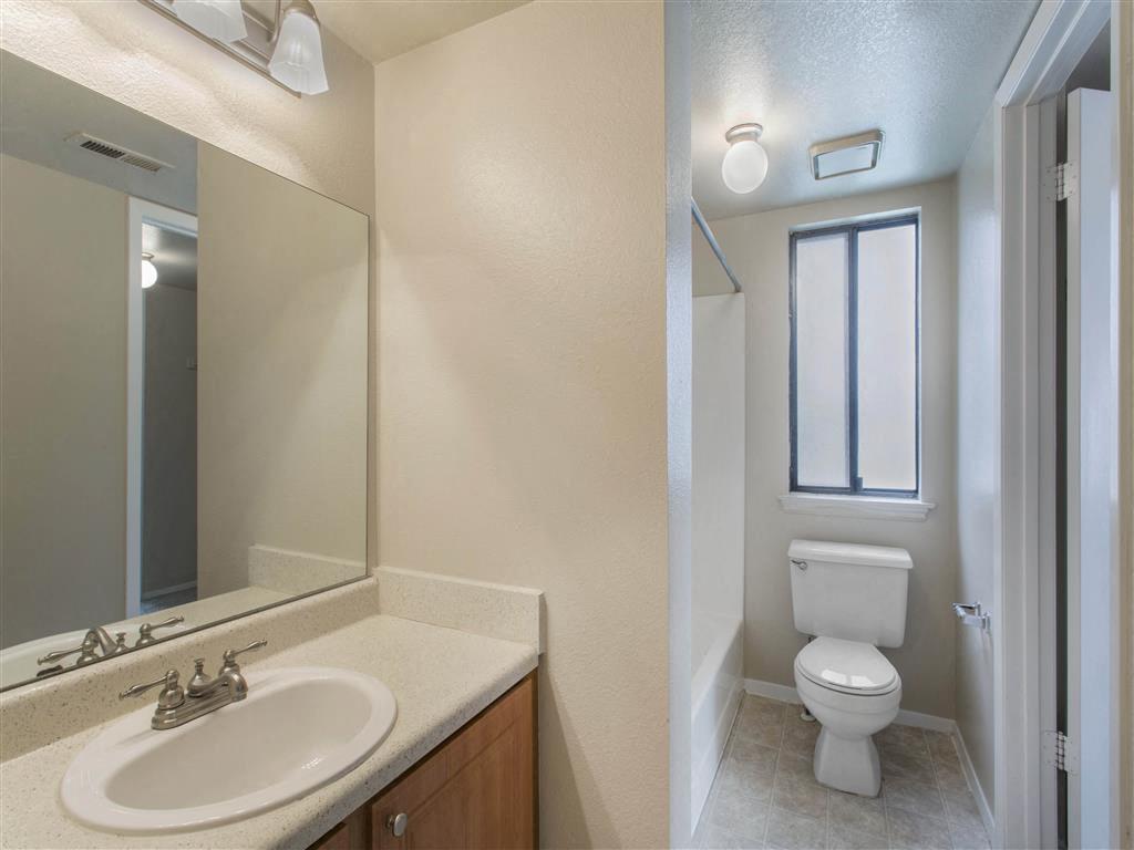 James Pointe Apartments Image 156