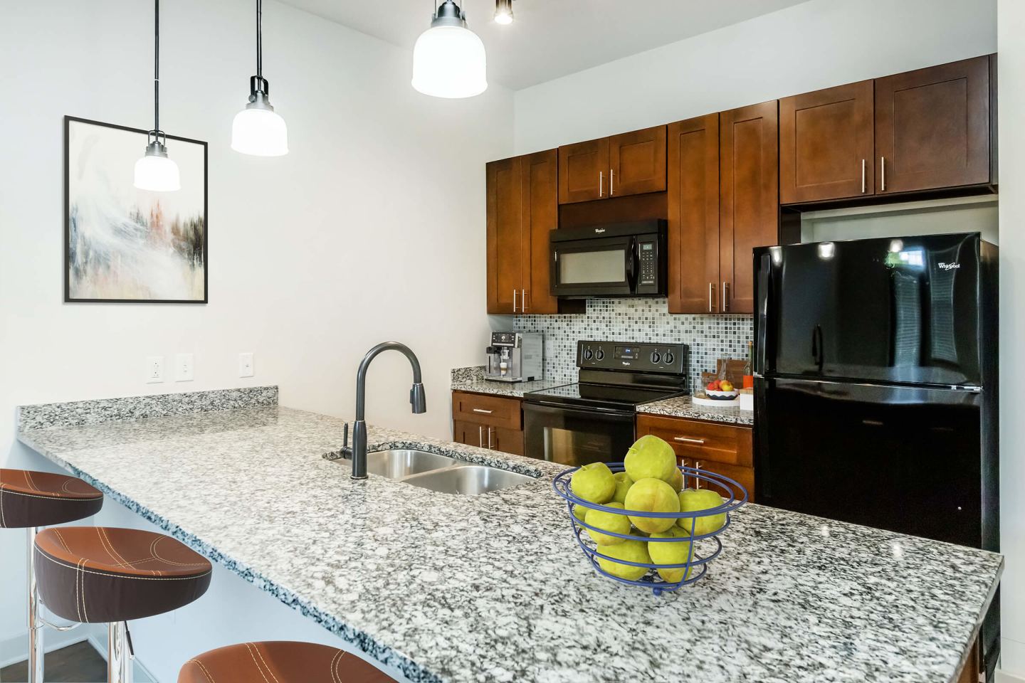 1810 Belcourt Image 2