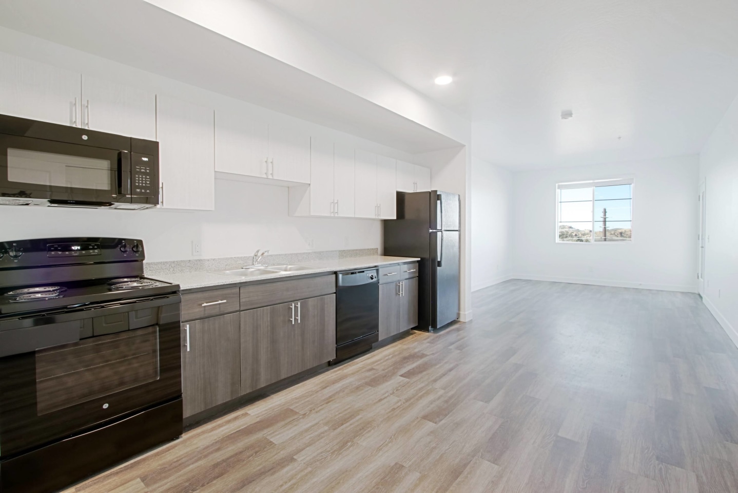 2051 Apartments Image 11