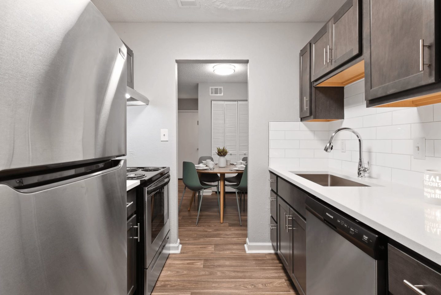 Premier Apartments Image 12